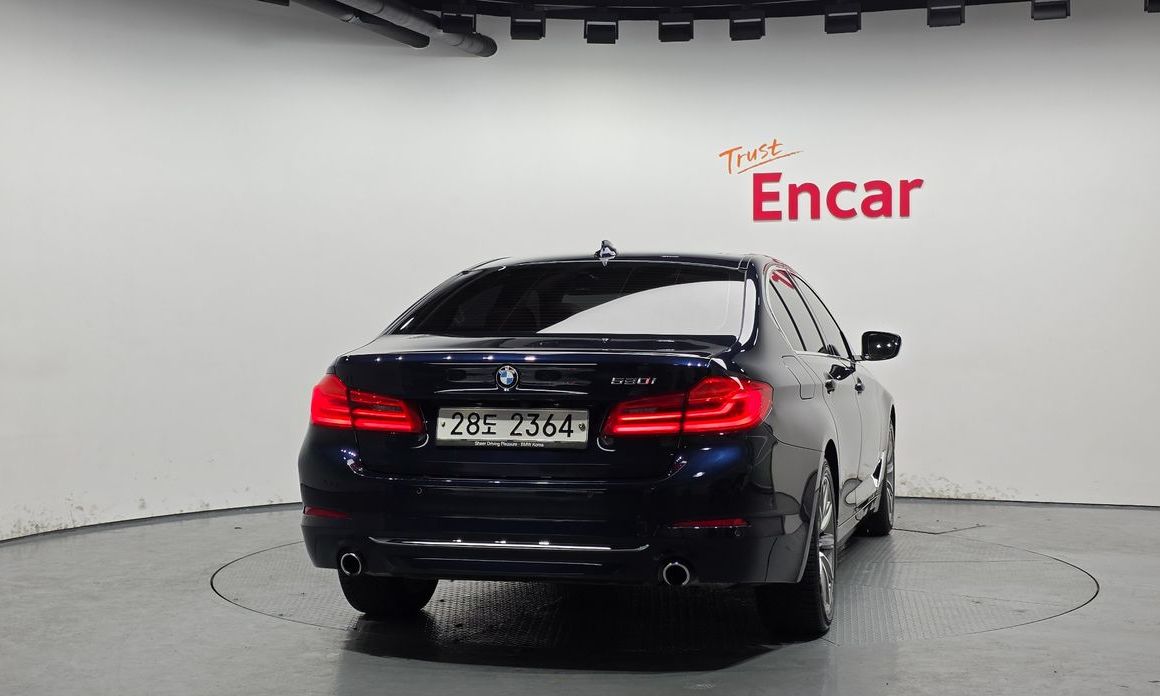 BMW 5-Series 2019