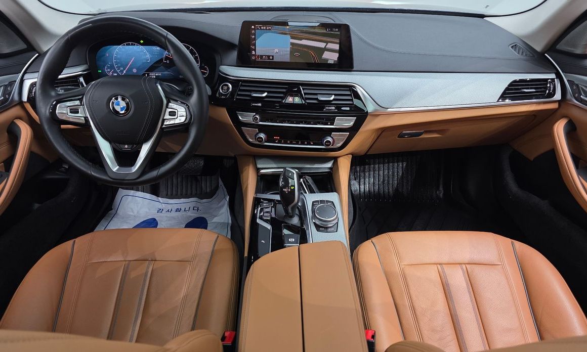 BMW 5-Series 2019