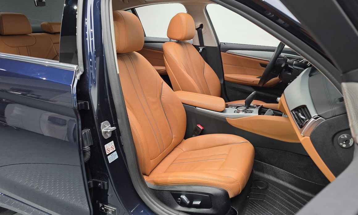 BMW 5-Series 2019