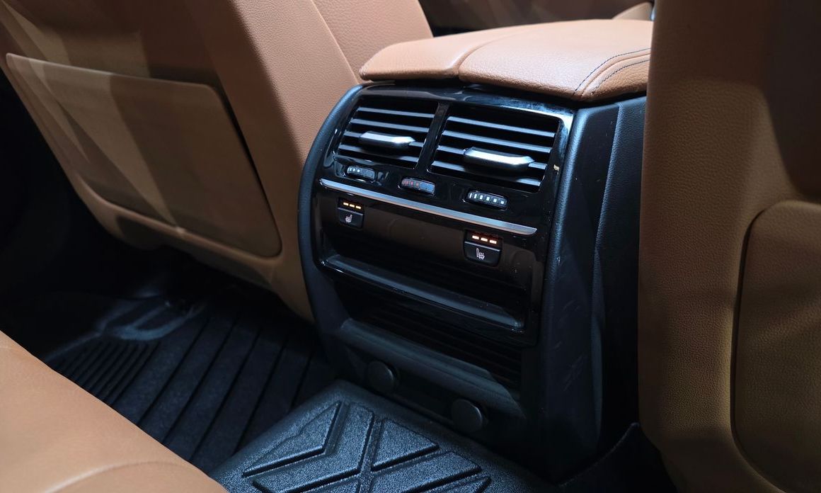 BMW 5-Series 2019