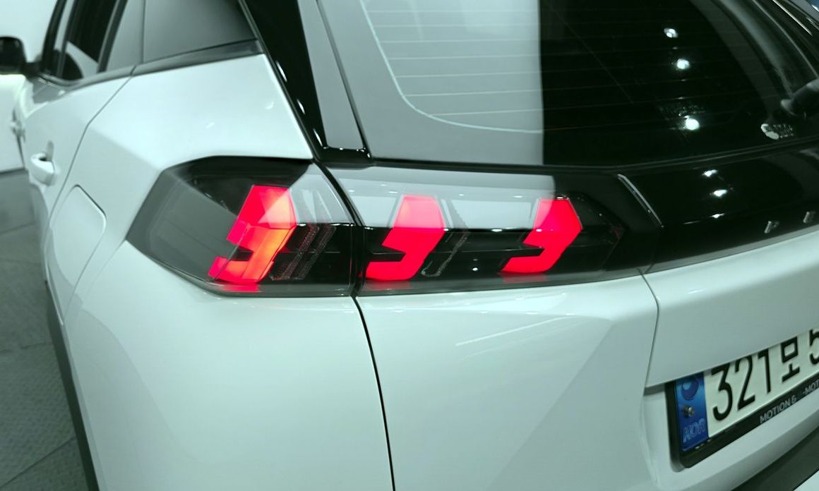 Peugeot 2008 2021