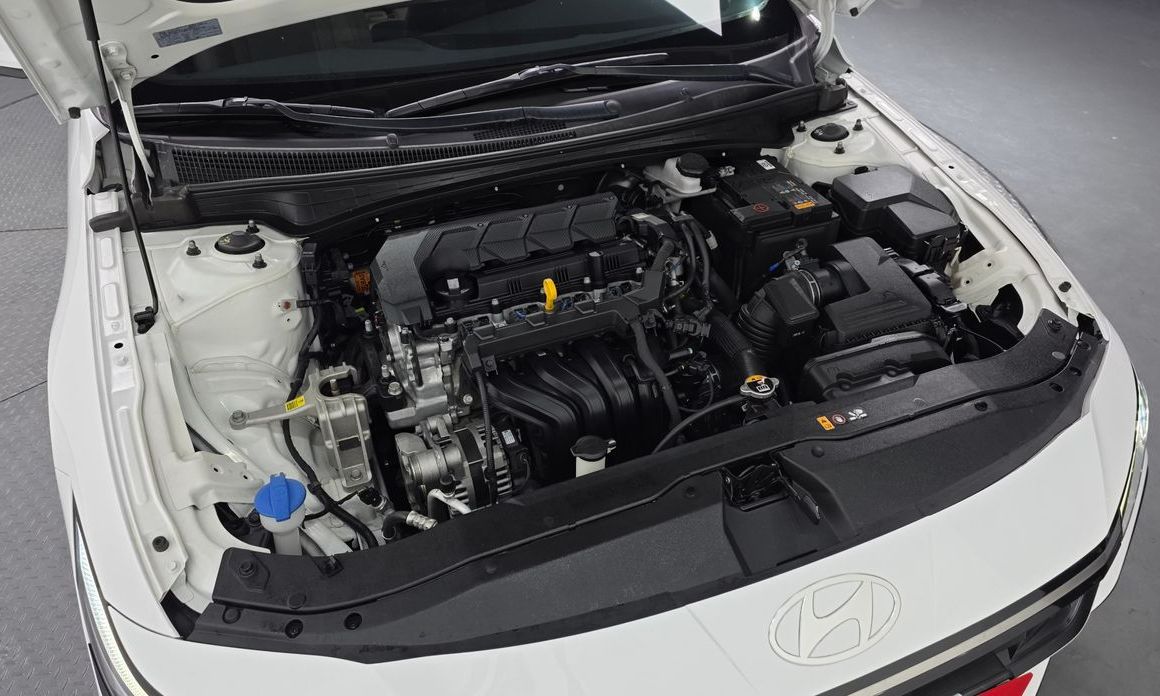 Hyundai AVANTE 2024