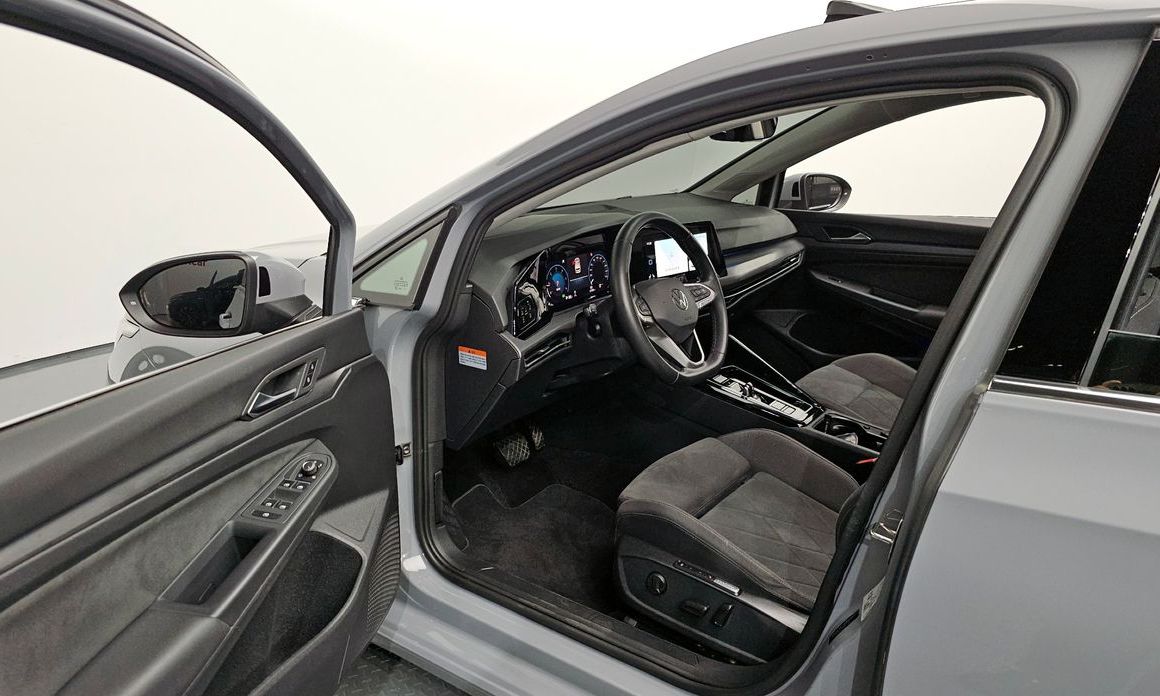 Volkswagen Golf 2024