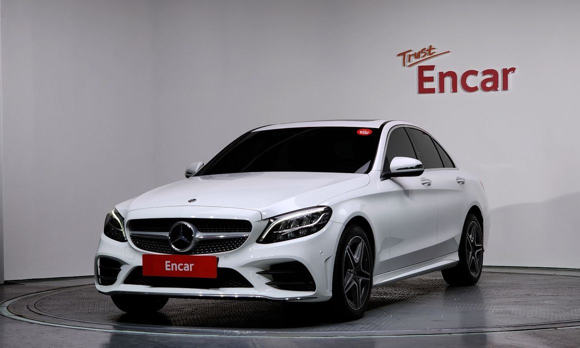 Mercedes-Benz C-Class 2021