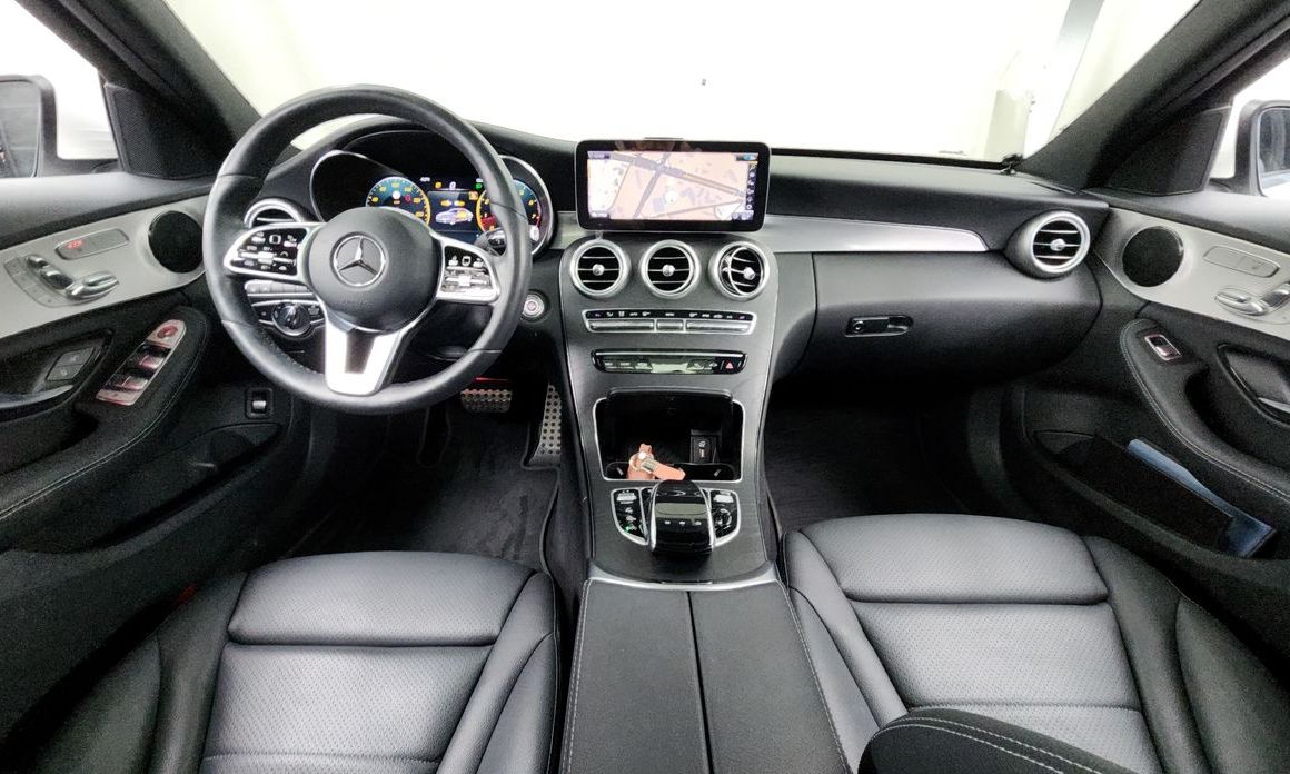 Mercedes-Benz C-Class 2021