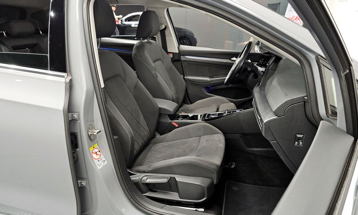 Volkswagen Golf 2024