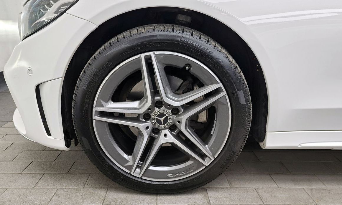 Mercedes-Benz C-Class 2021