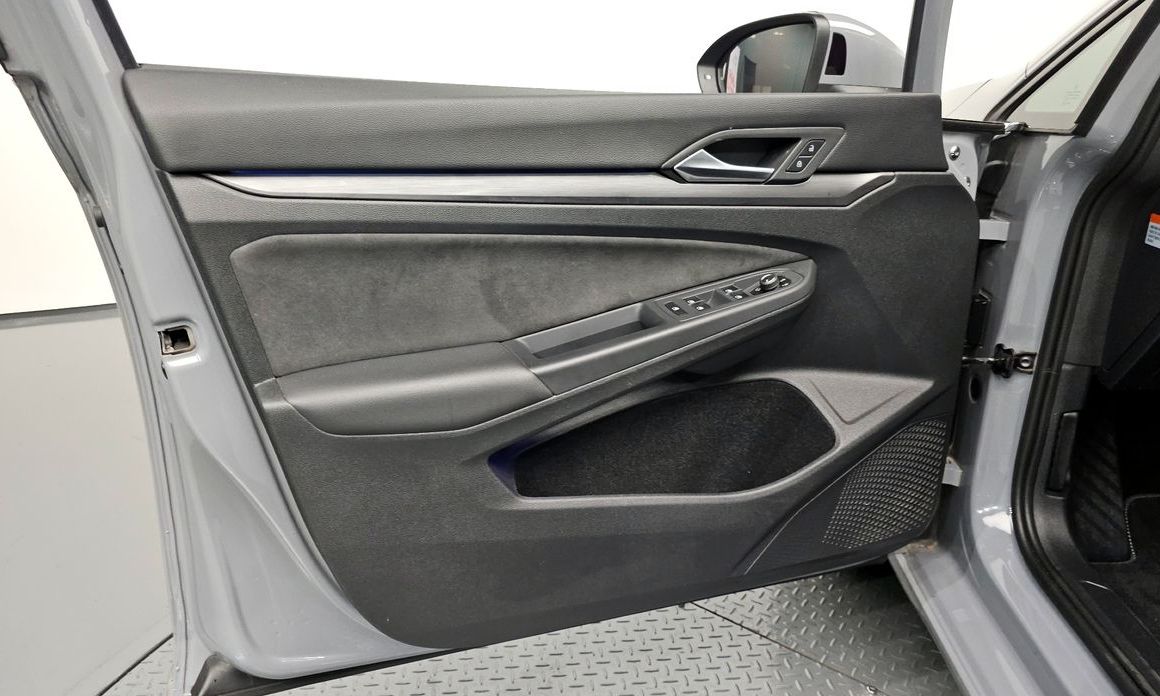 Volkswagen Golf 2024