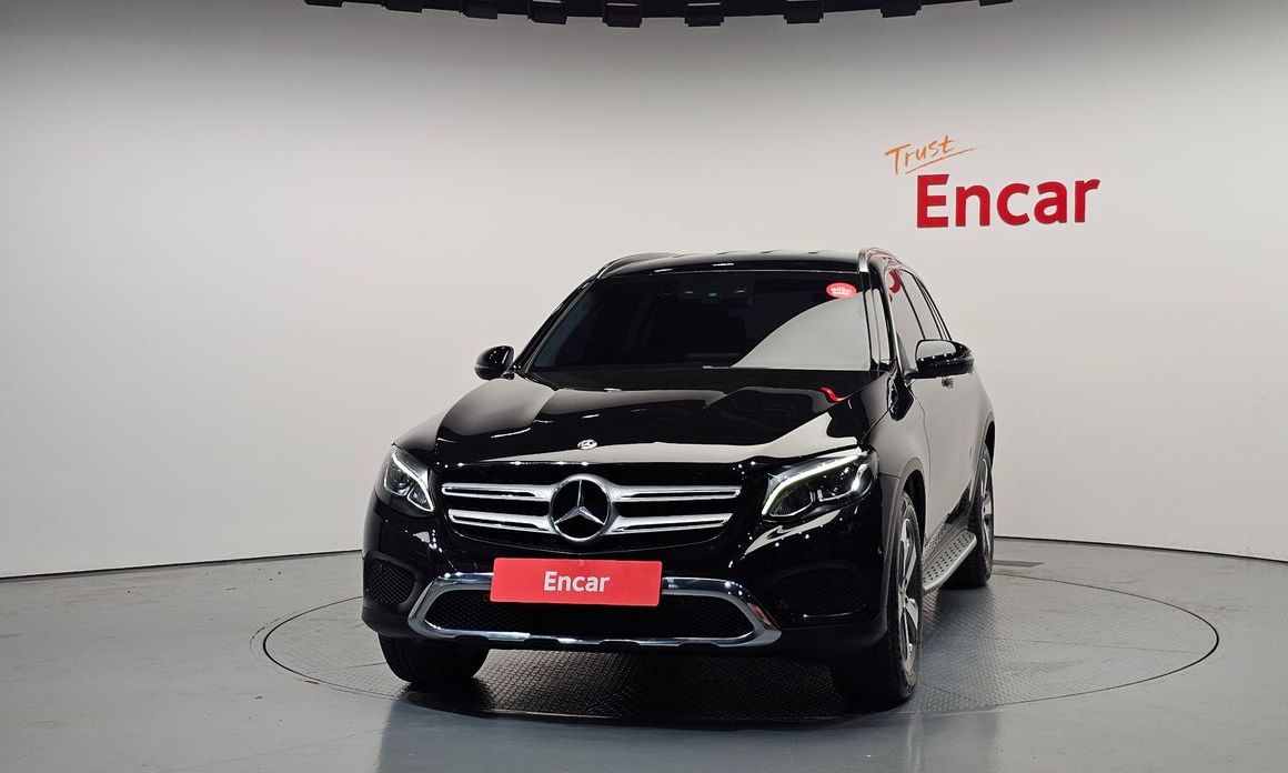 Mercedes-Benz GLC-Class 2019