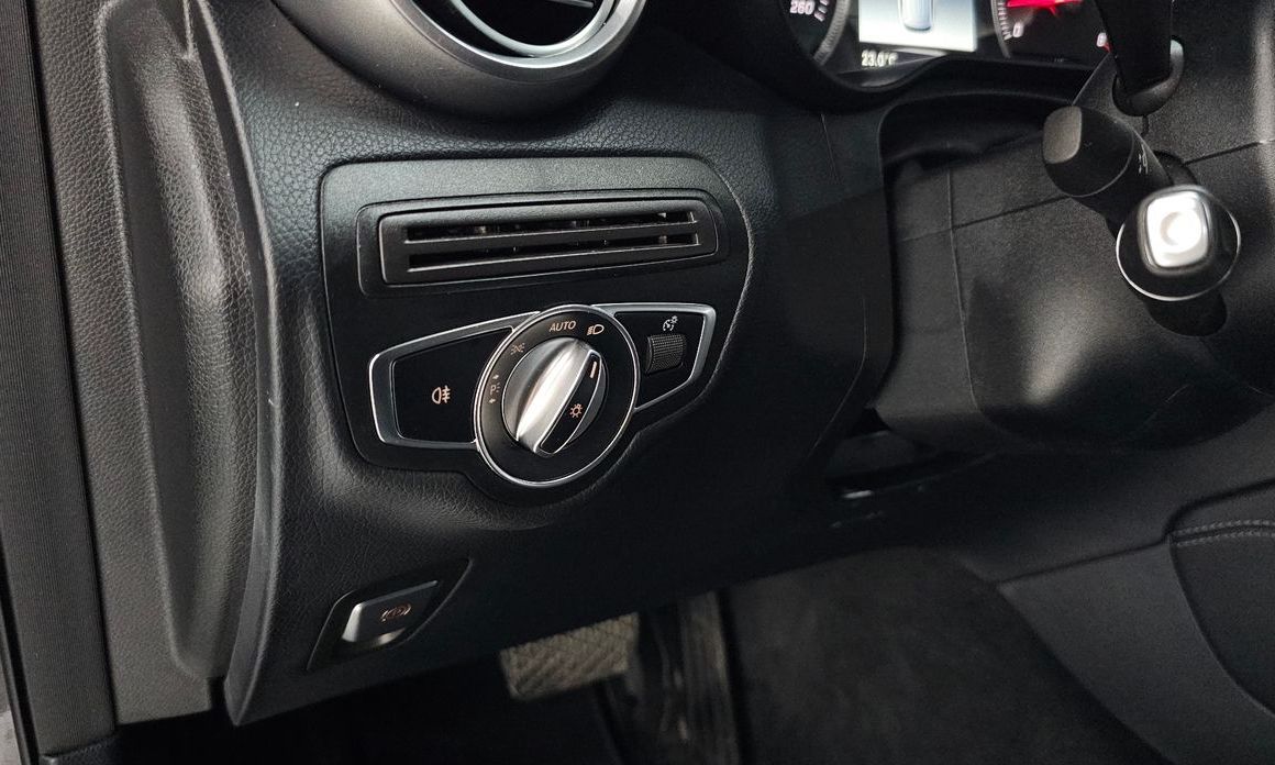 Mercedes-Benz GLC-Class 2019