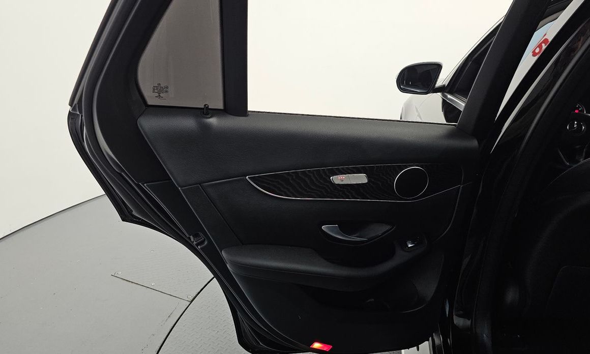 Mercedes-Benz GLC-Class 2019