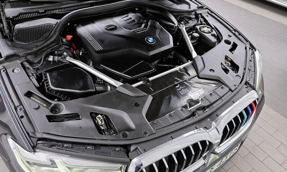 BMW 5-Series 2021