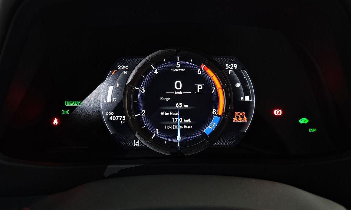 Lexus UX 2021