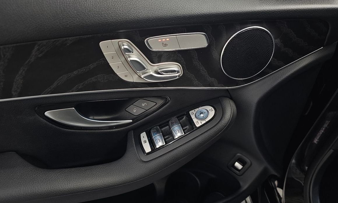 Mercedes-Benz GLC-Class 2019