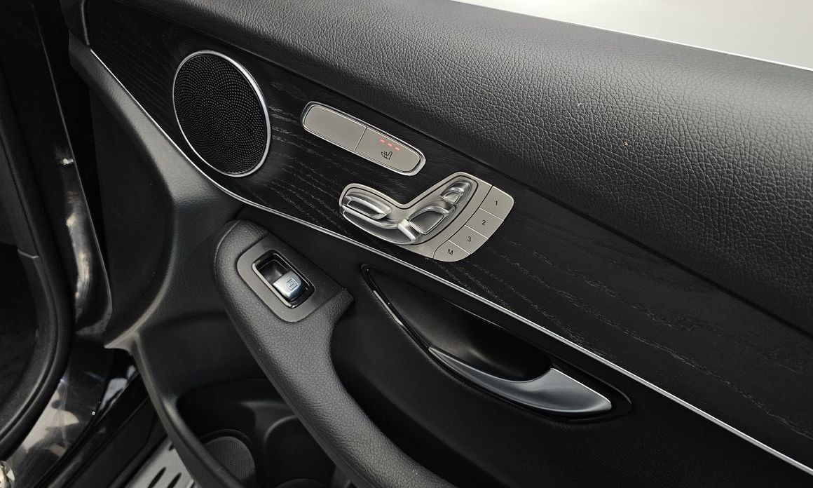 Mercedes-Benz GLC-Class 2019