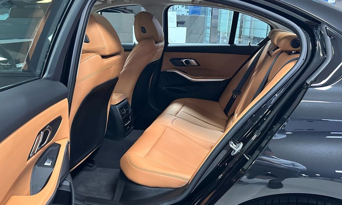 BMW 3-Series 2025