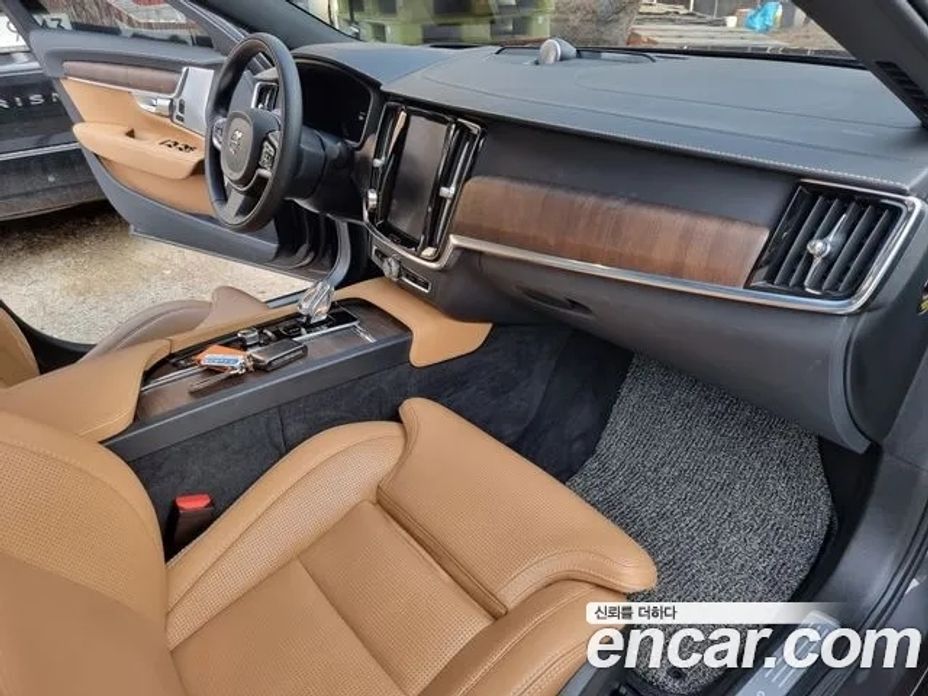 Volvo S90 2022