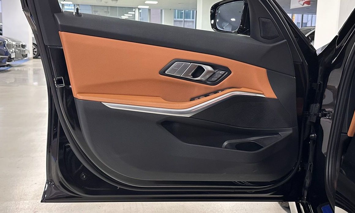 BMW 3-Series 2025