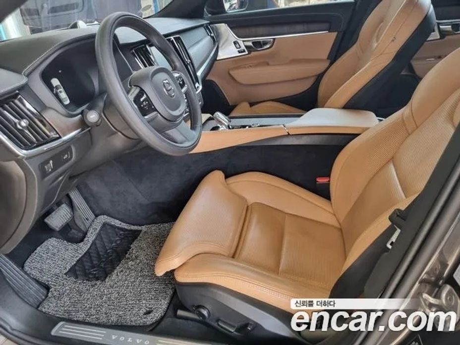 Volvo S90 2022