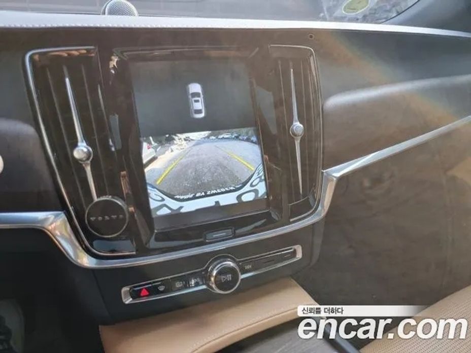 Volvo S90 2022