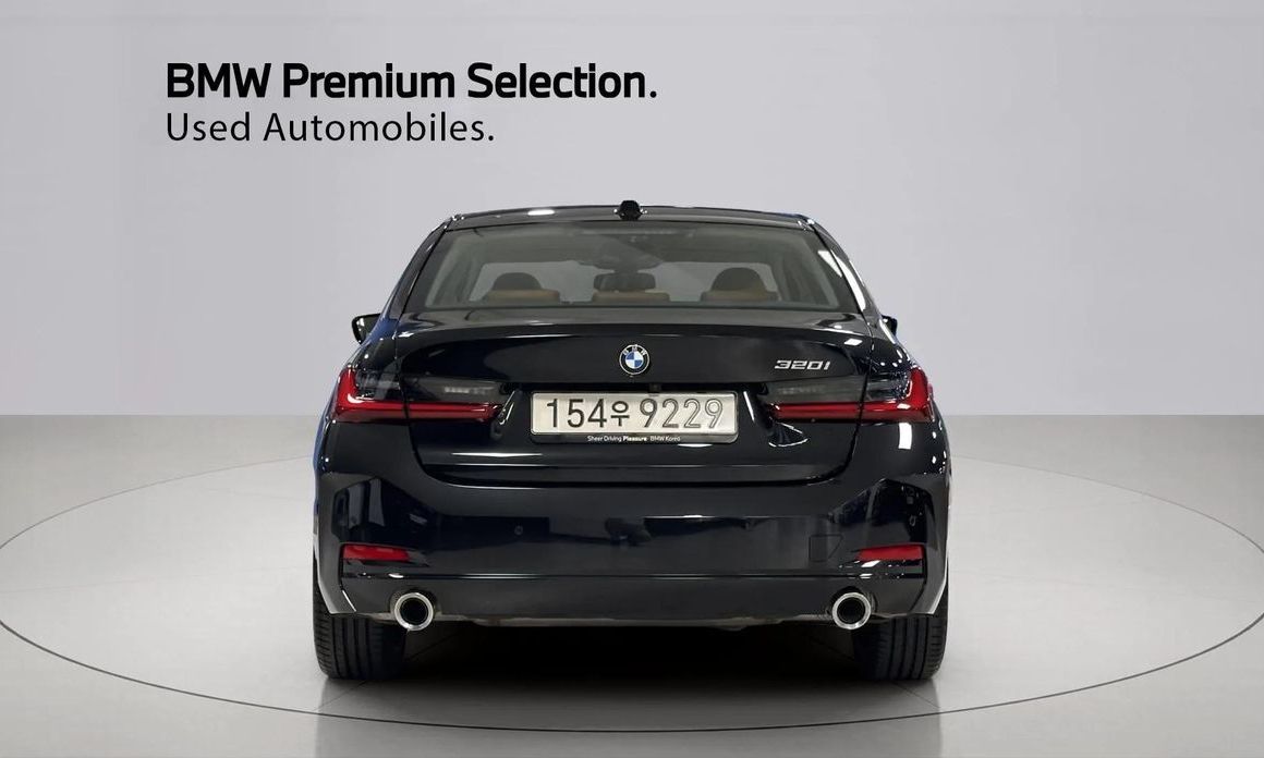 BMW 3-Series 2025