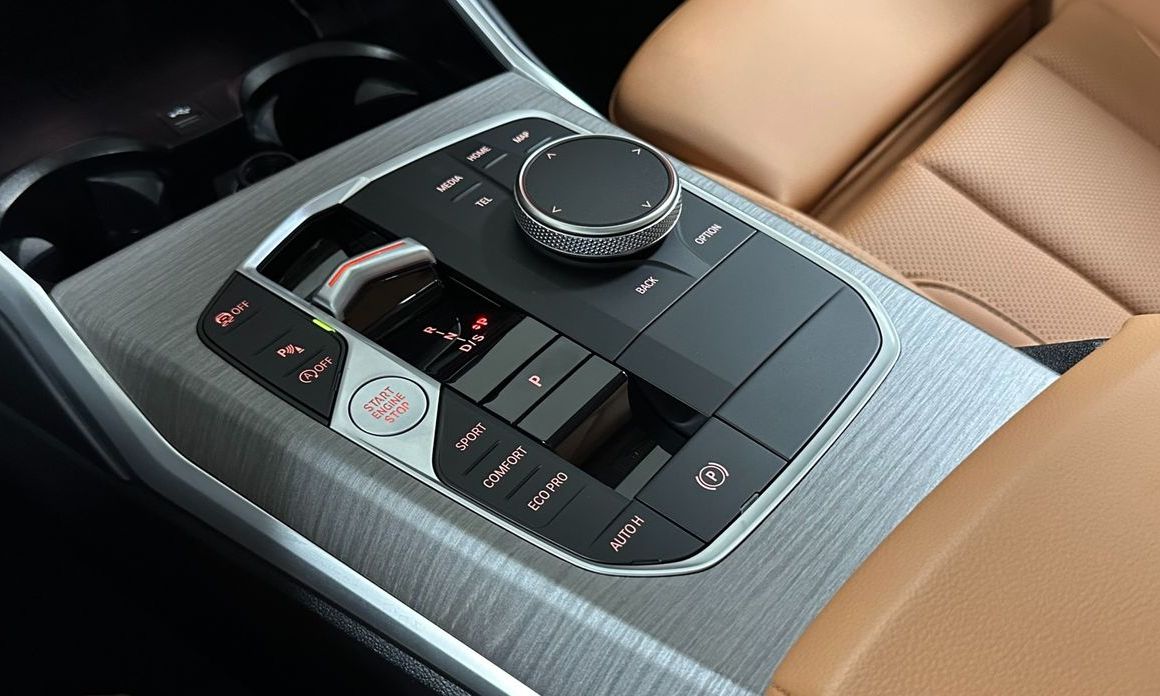 BMW 3-Series 2025