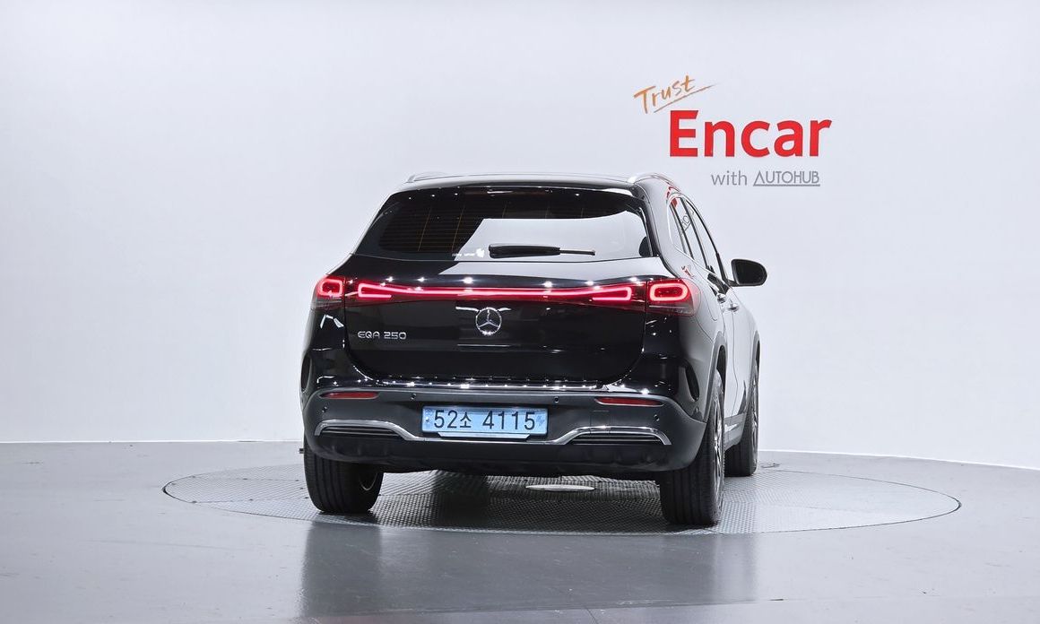 Mercedes-Benz EQA 2023