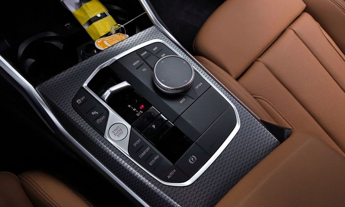 BMW 3-Series 2024
