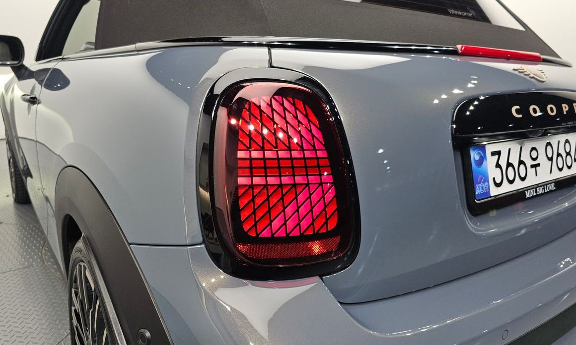 Mini Cooper Convertible 2025