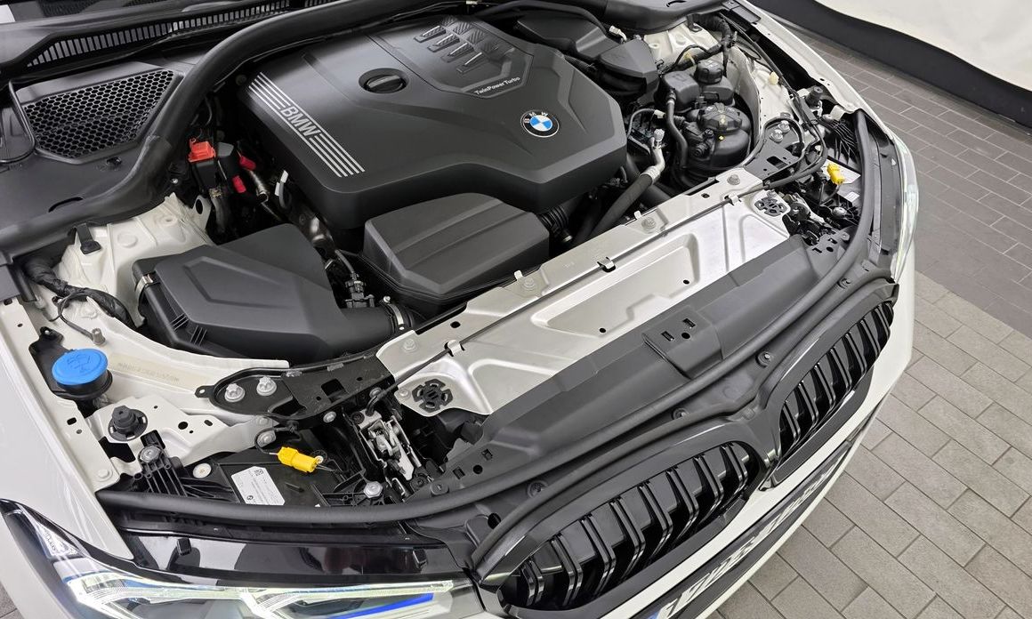 BMW 3-Series 2024