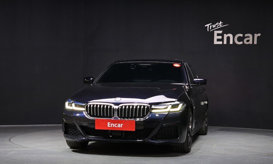 BMW 5-Series 2022