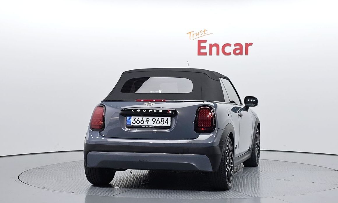 Mini Cooper Convertible 2025