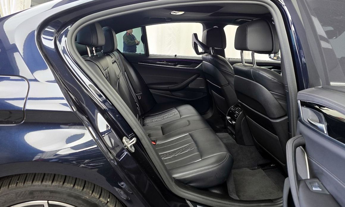 BMW 5-Series 2022