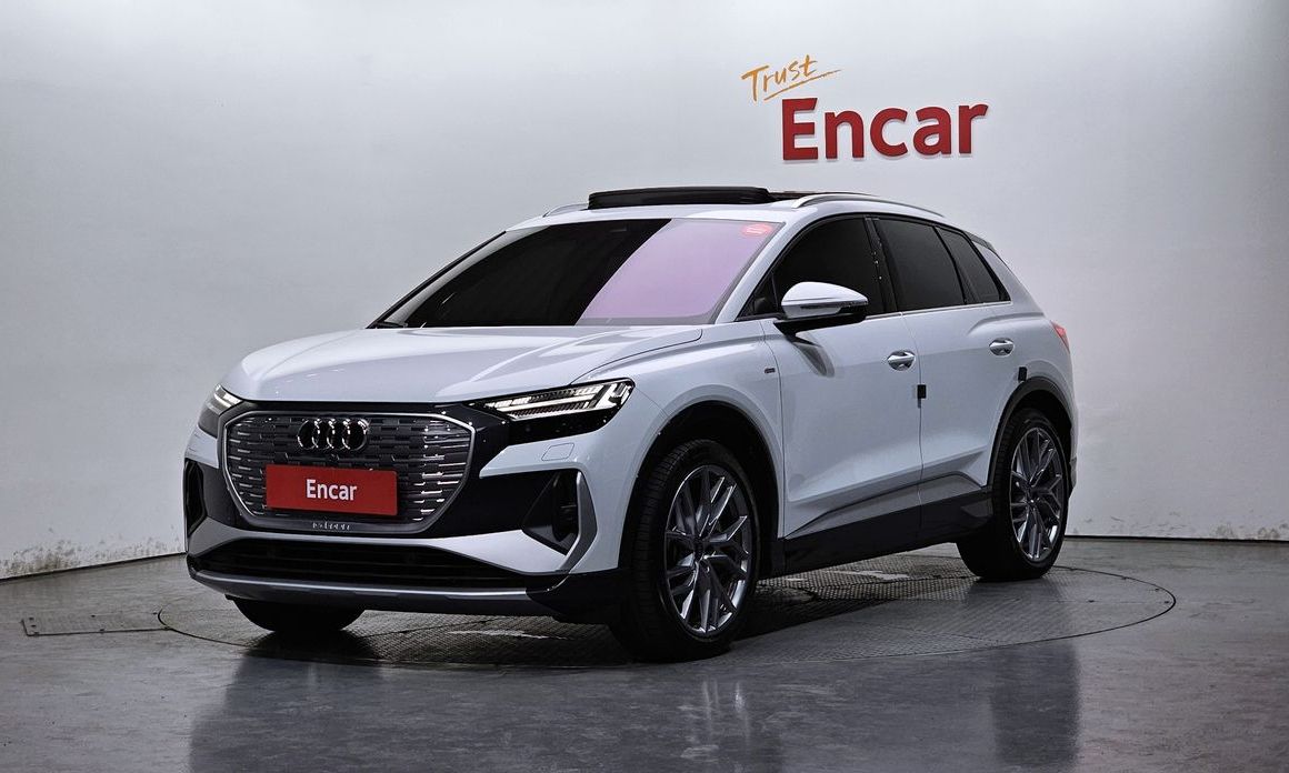 Audi Q4 e-tron 2025