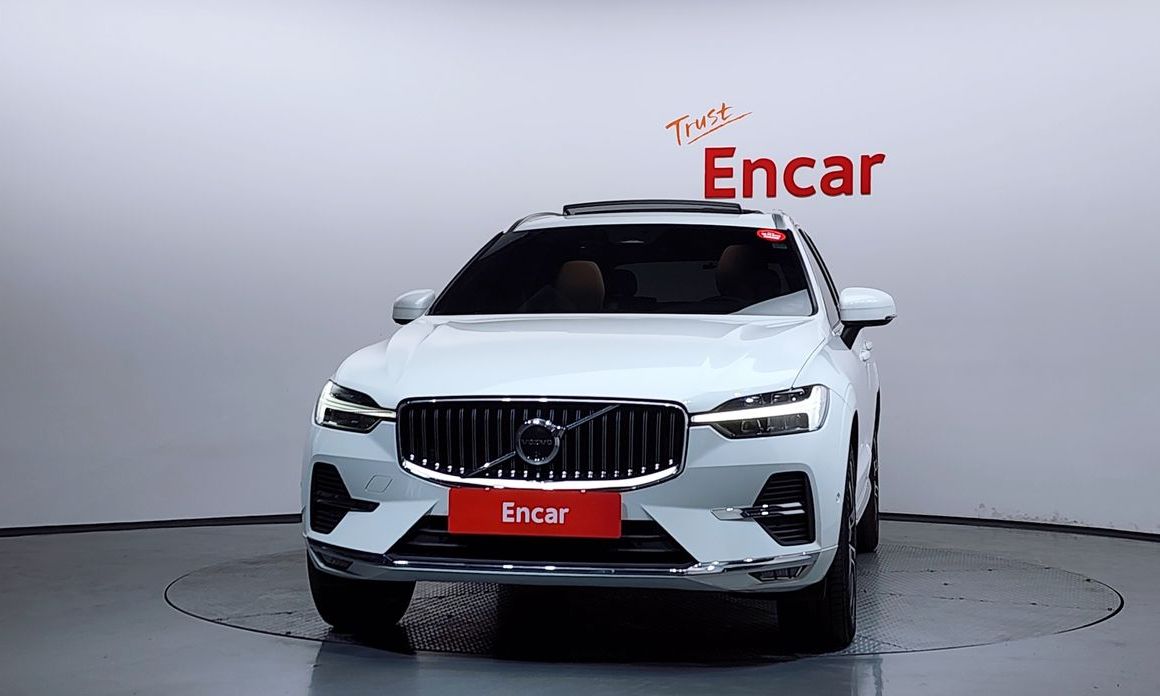 Volvo XC60 2025