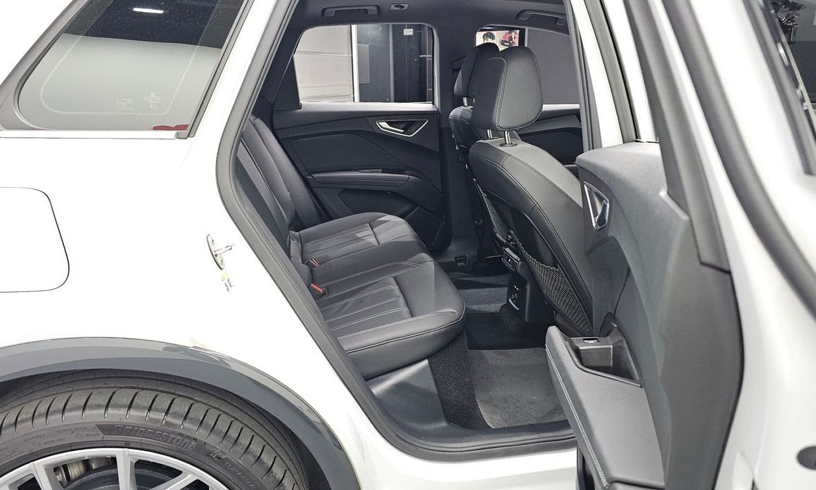 Audi Q4 e-tron 2025