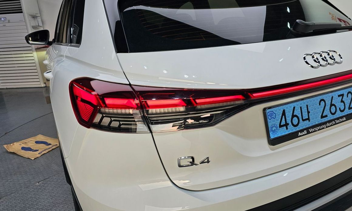 Audi Q4 e-tron 2025