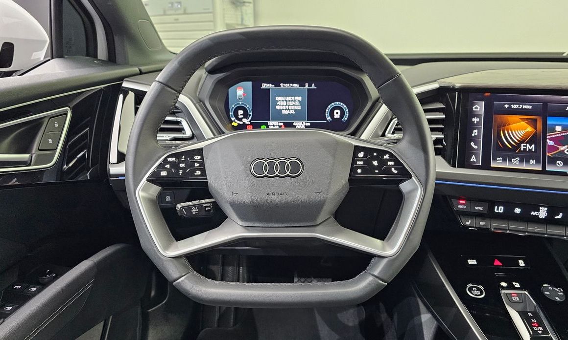 Audi Q4 e-tron 2025