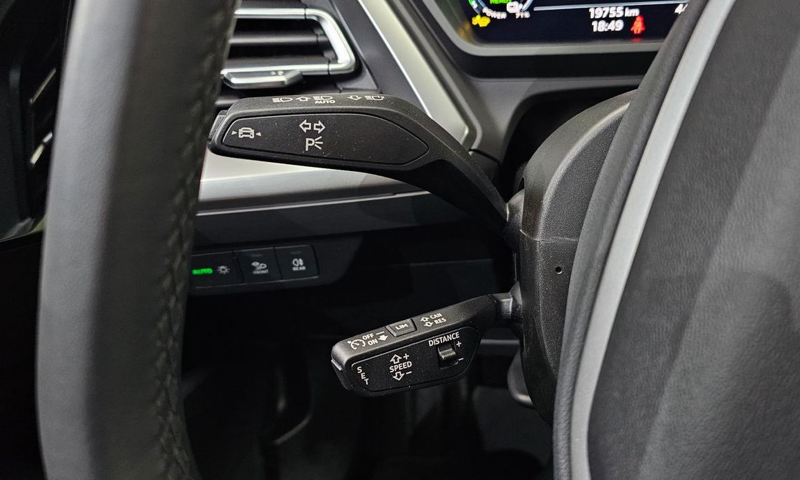 Audi Q4 e-tron 2025
