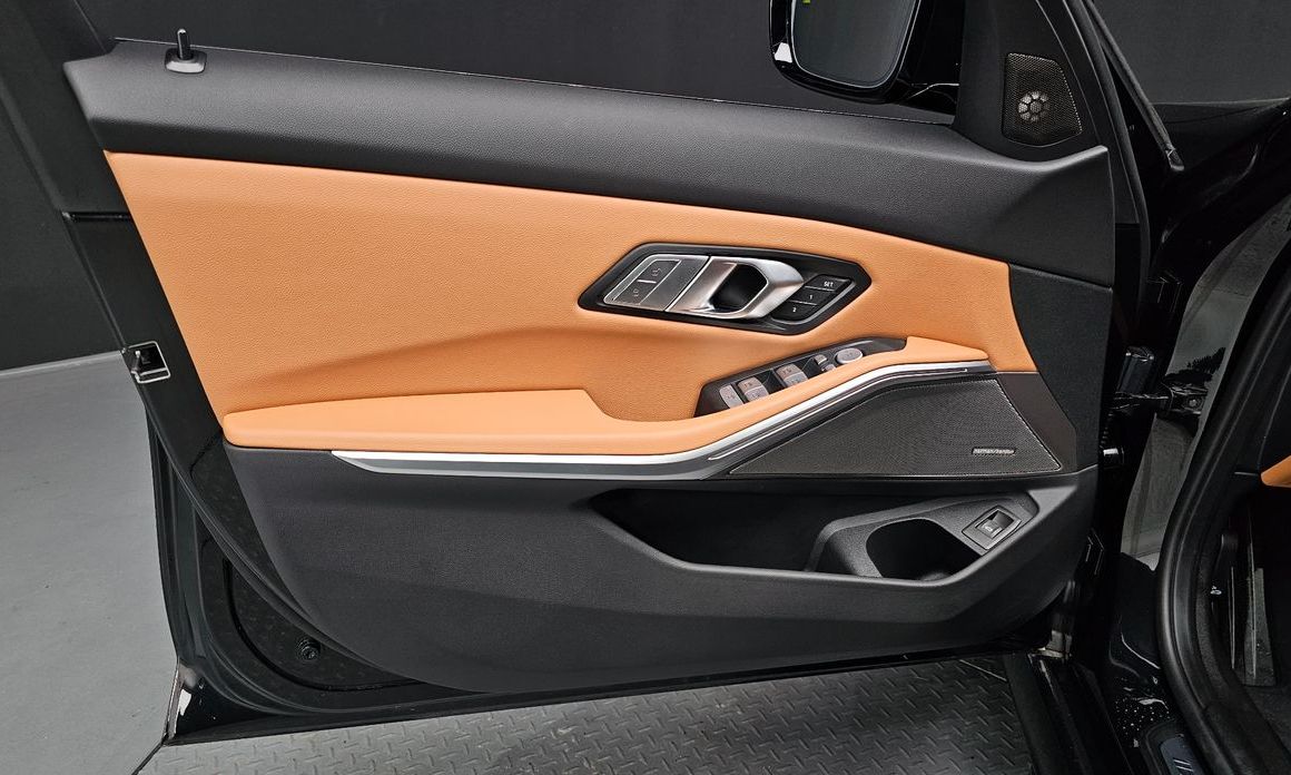BMW 3-Series 2025
