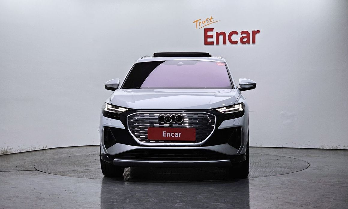 Audi Q4 e-tron 2025