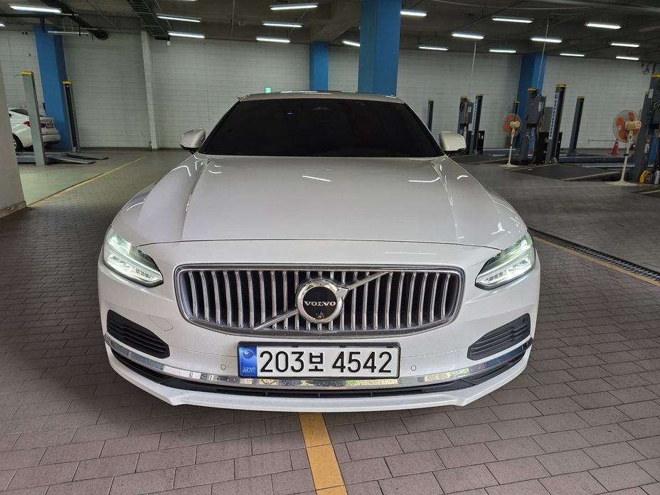 Volvo S90 2024