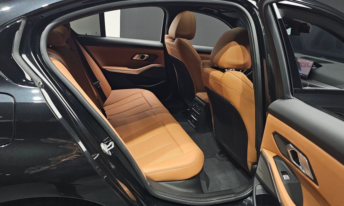 BMW 3-Series 2025