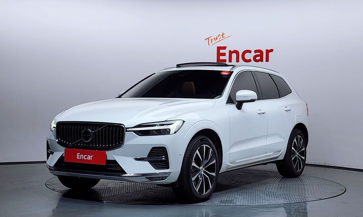 Volvo XC60 2025