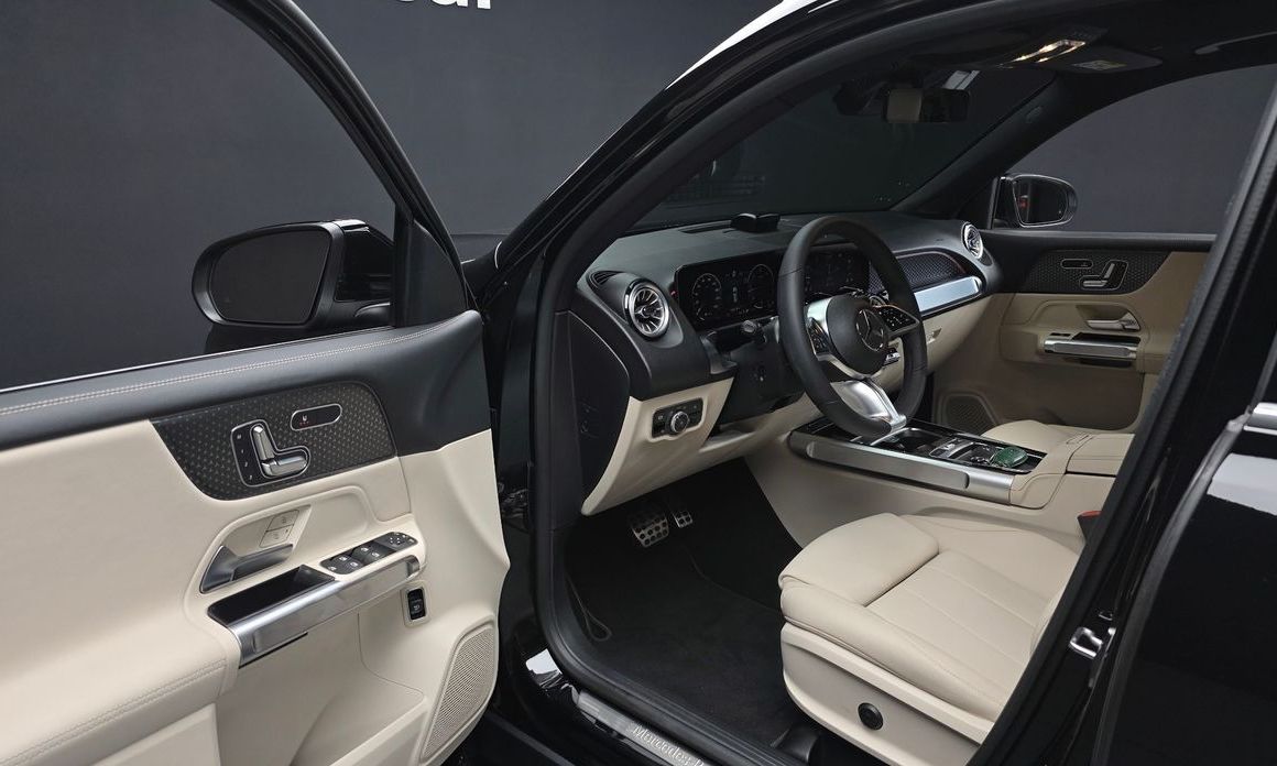 Mercedes-Benz GLB-Class 2024