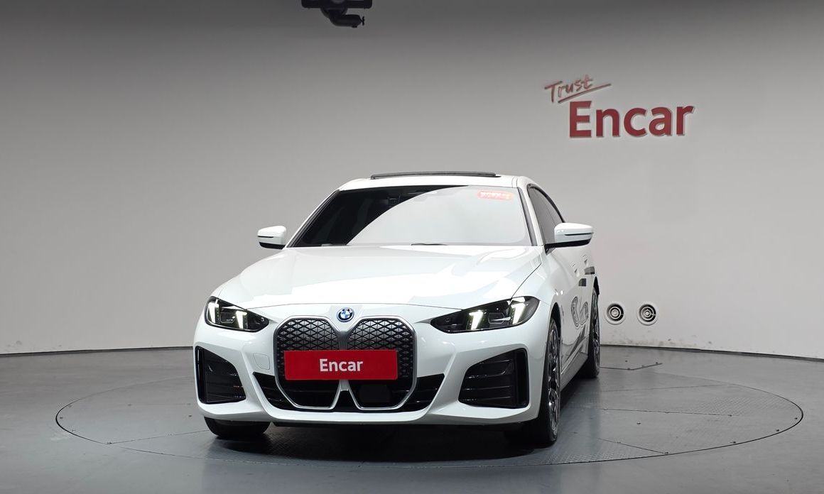 BMW i4 2025