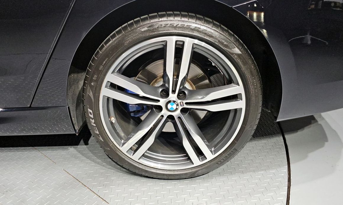 BMW Gran Turismo 2023