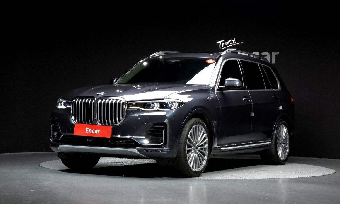 BMW X7 2021