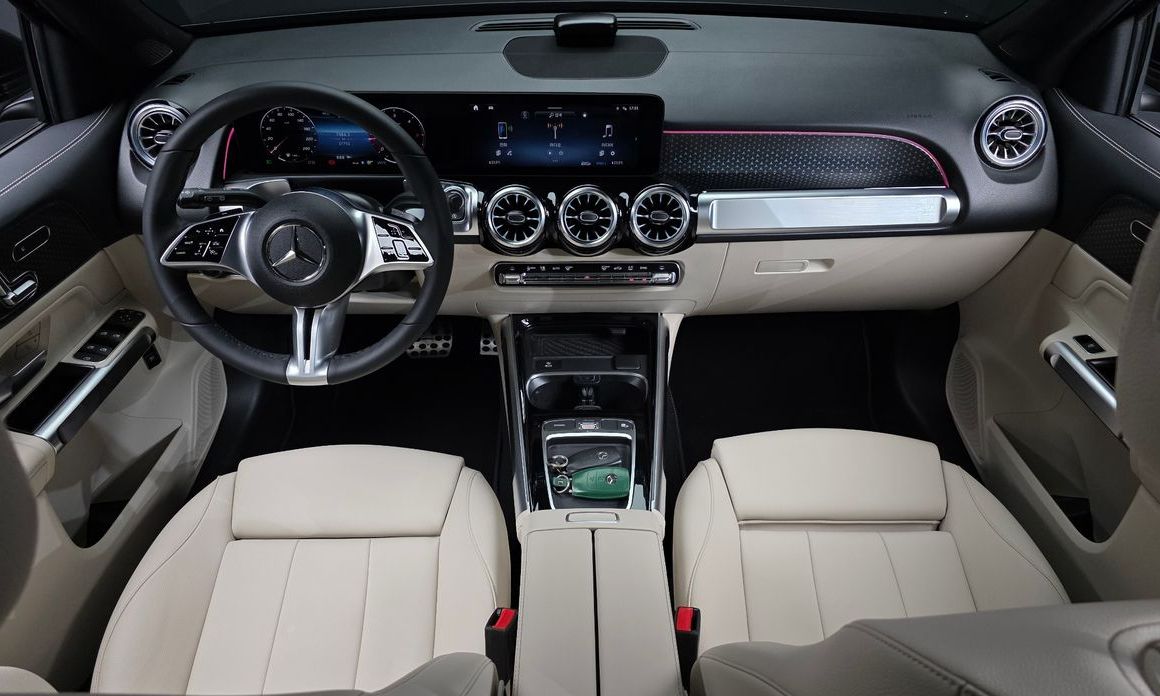Mercedes-Benz GLB-Class 2024