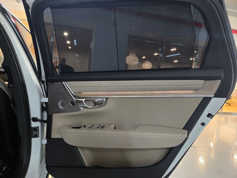 Volvo S90 2026